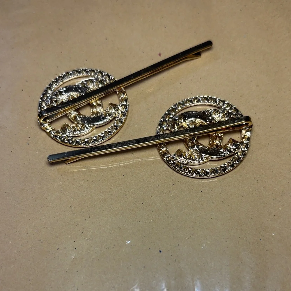 New Luxurious Gold and Red Crystal Hair Clips - Picture 7 of 7